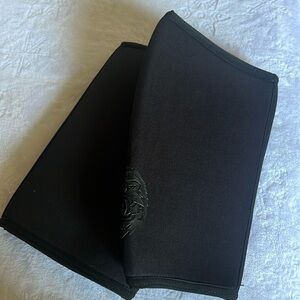 Inaka Power Knee sleeves